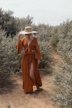 Load image into Gallery viewer, Tejita Skirt - Umbre