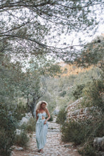 Load image into Gallery viewer, Flora Scarf