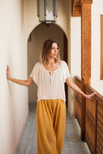 Load image into Gallery viewer, Isabella Top