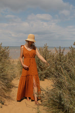 Load image into Gallery viewer, Gertrudis Dress - Umbre
